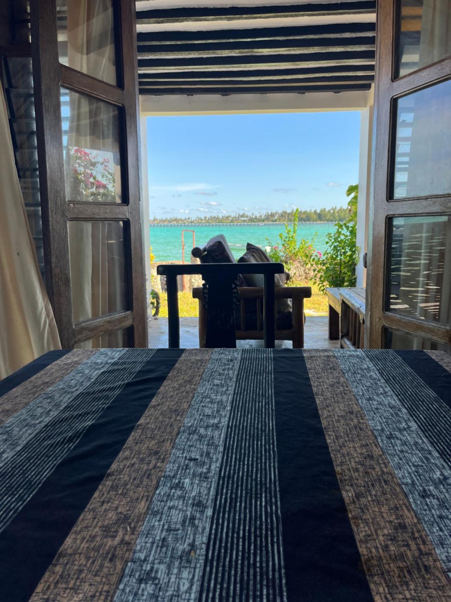 Hotel Malcom Ocean View Retreat Pongwe