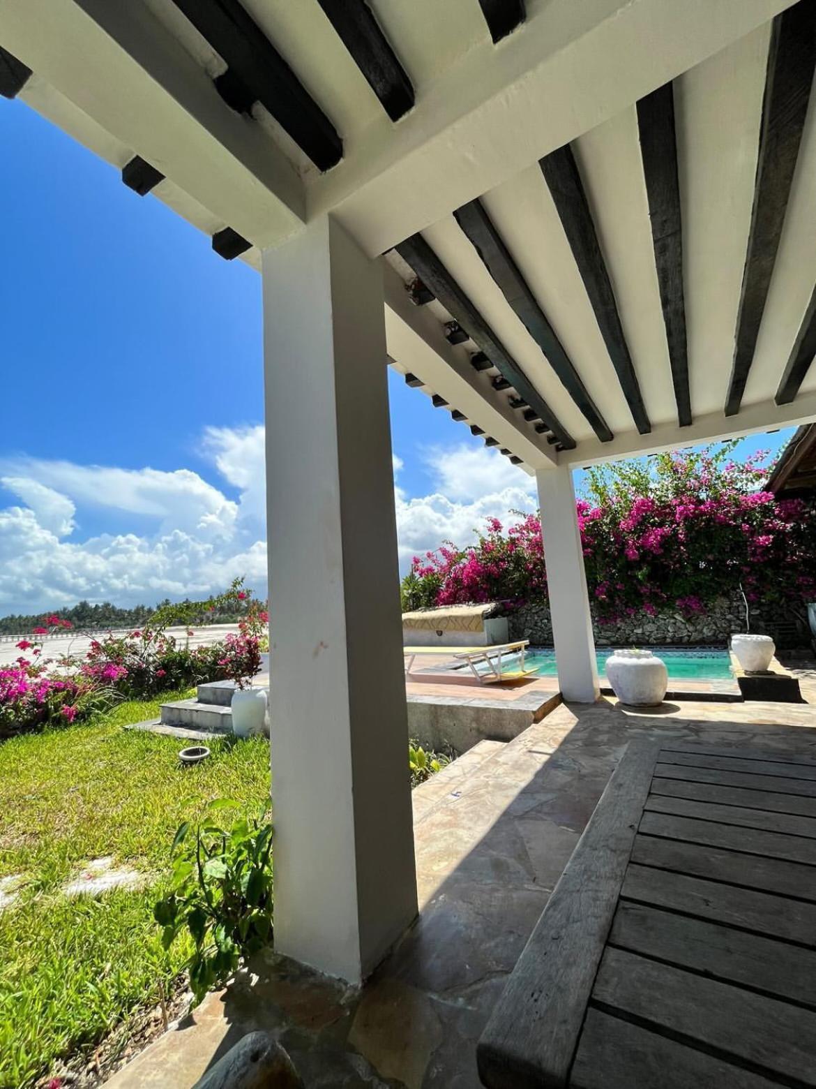 Malcom Ocean View Retreat Pongwe