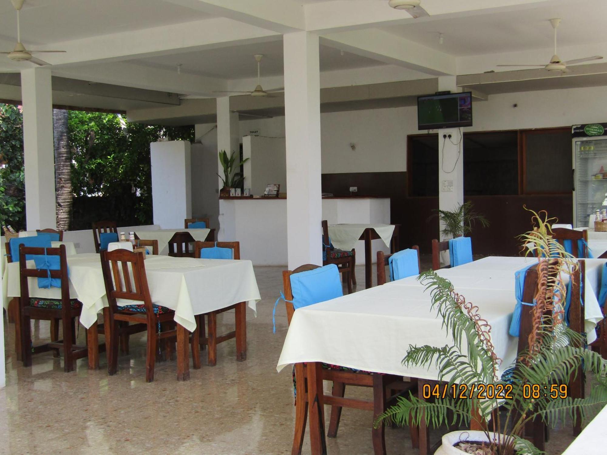 Kivulini And Restaurant Bed & Breakfast