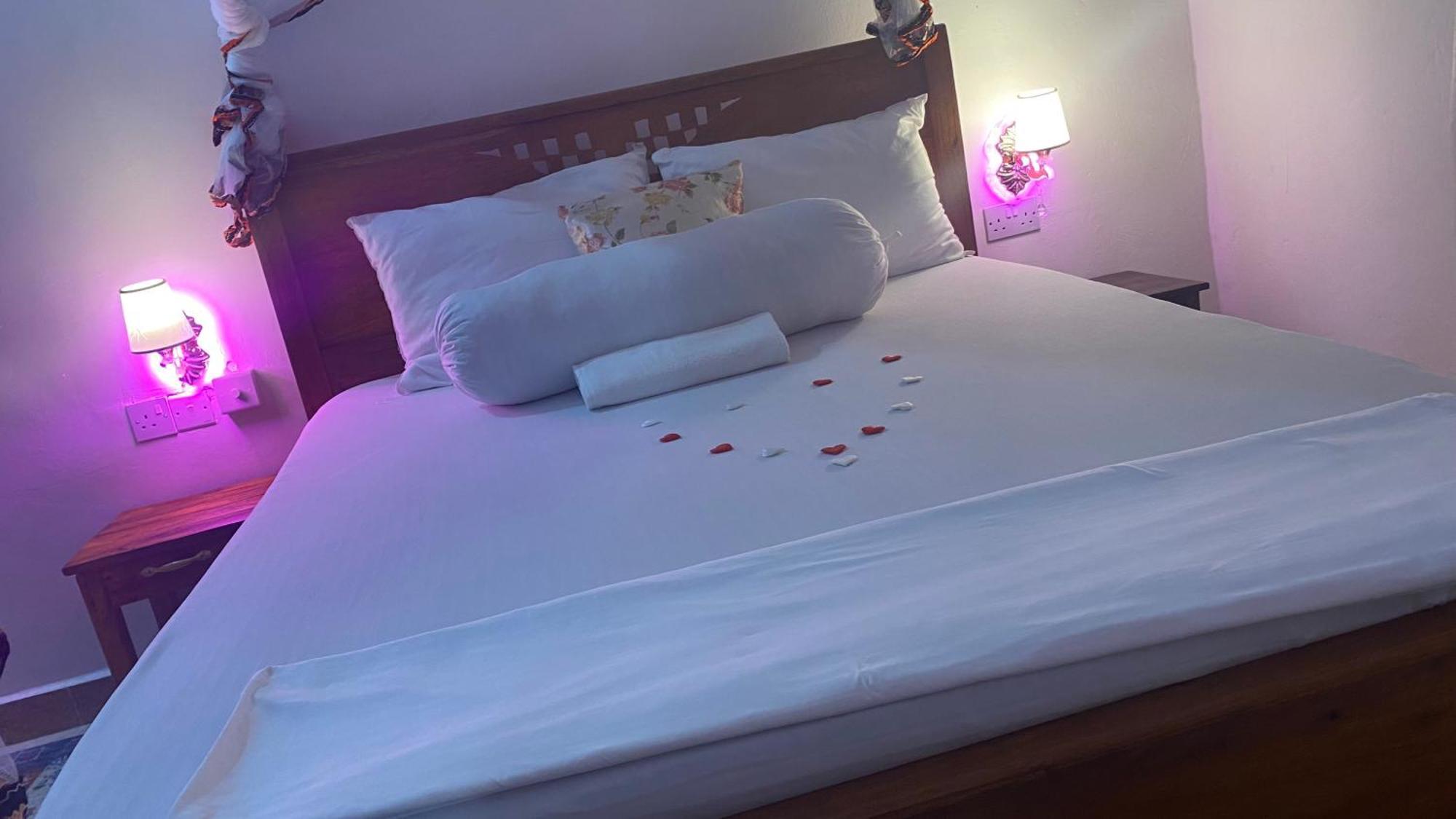 African Angel House Bed & Breakfast *