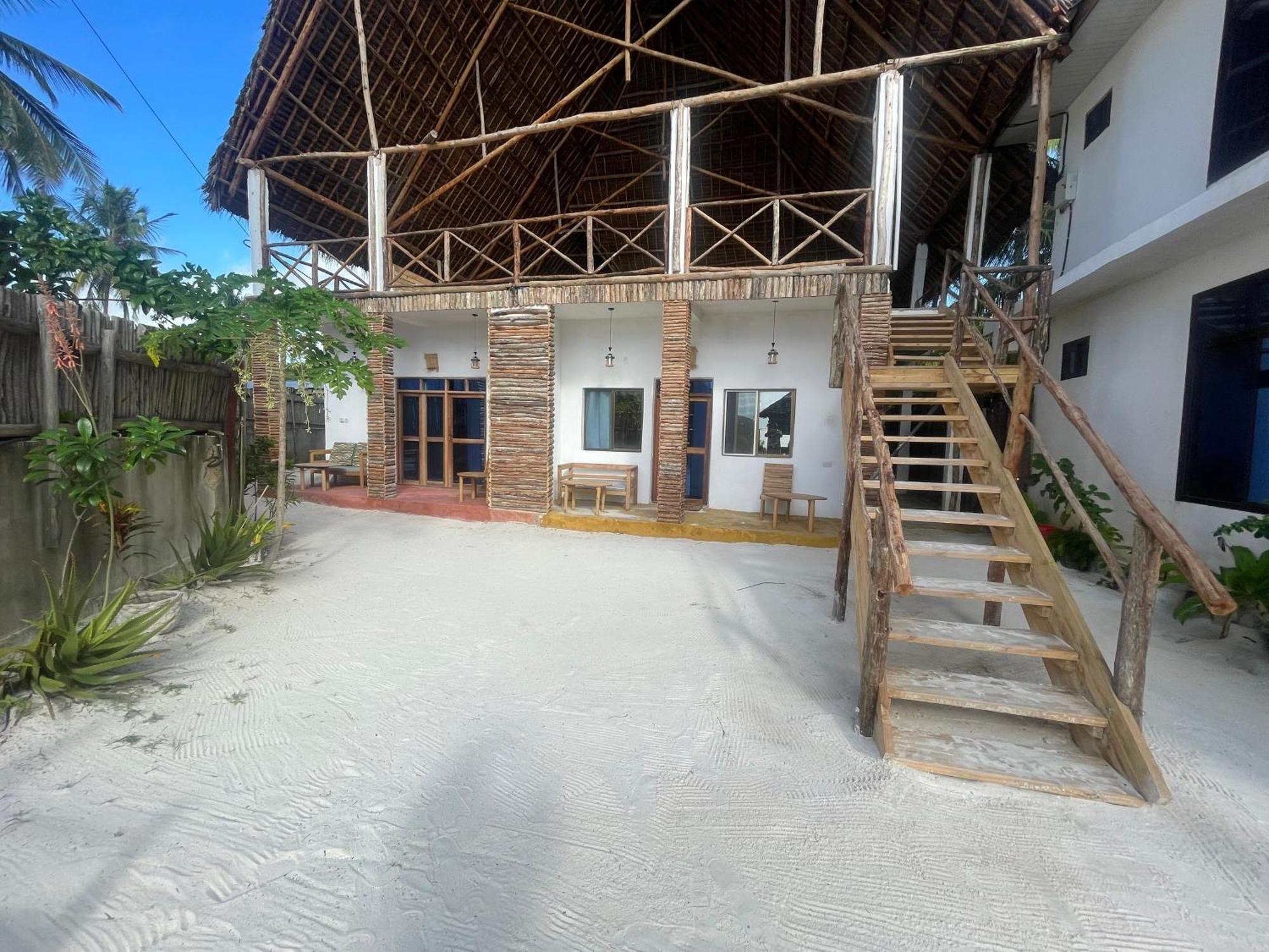 Zanzibar Escape 1&2 Homestay *