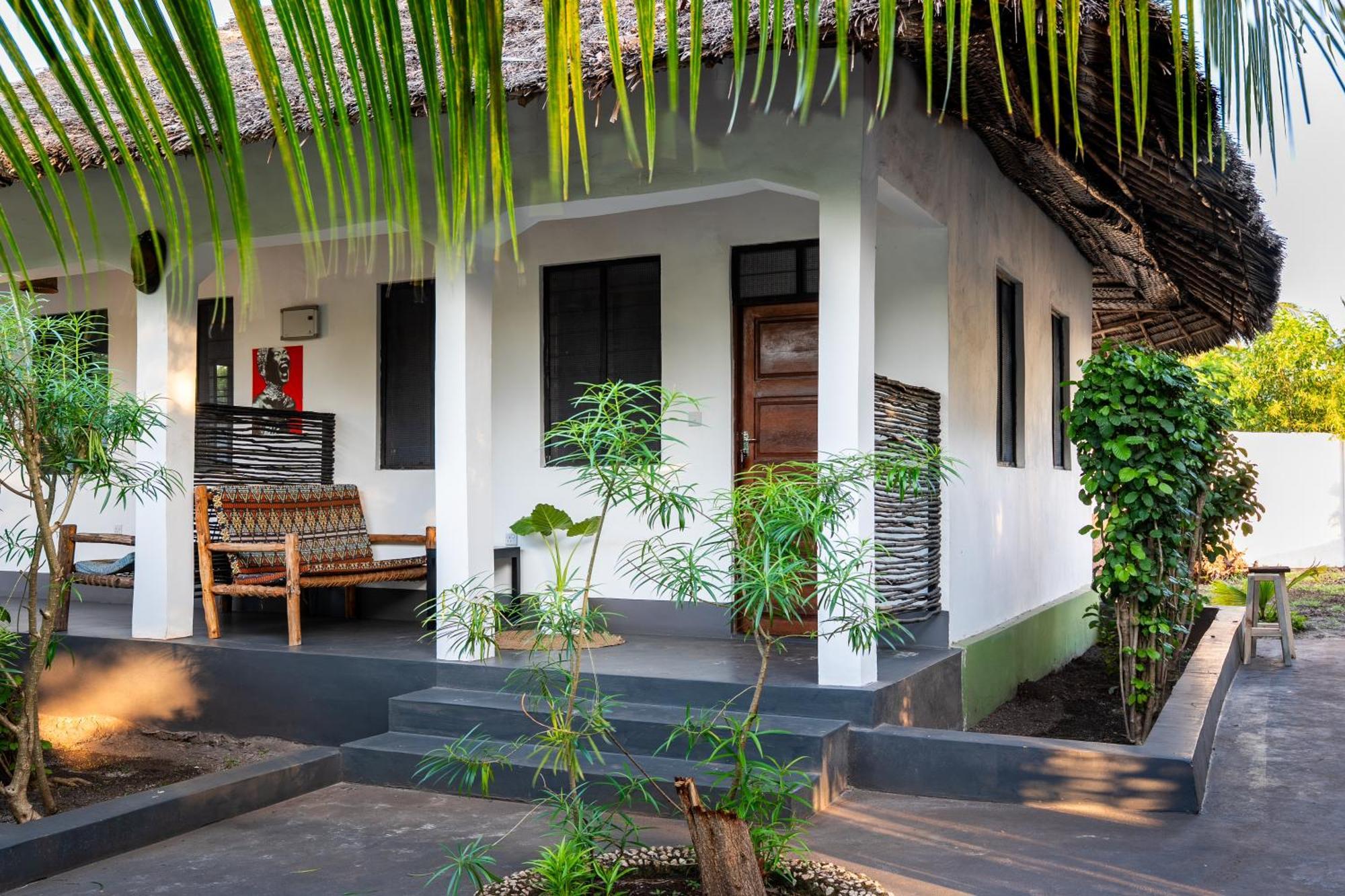 Apartment Tribe Bungalows, Bwejuu, Zanzibar