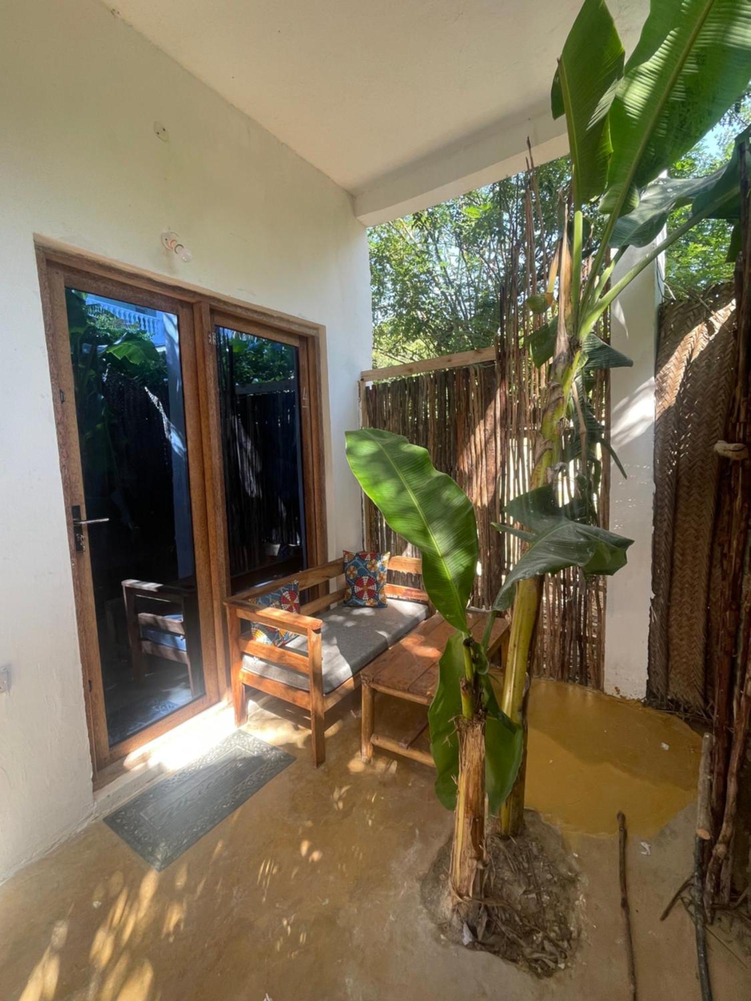 Zanzibar Escape 1&2 Homestay Bwejuu