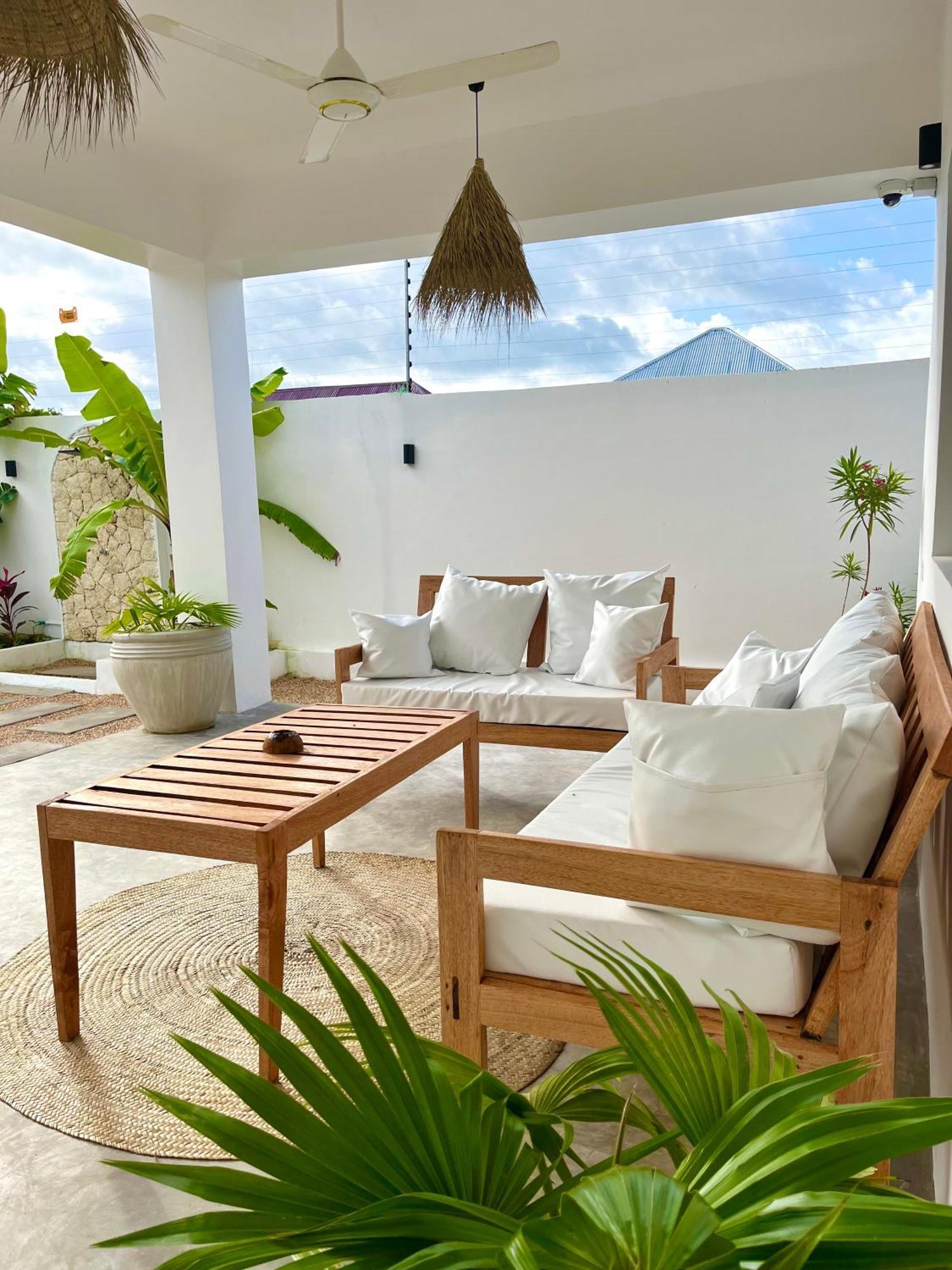 Villa Hinolu - Private Pool - Jambiani Umbuji