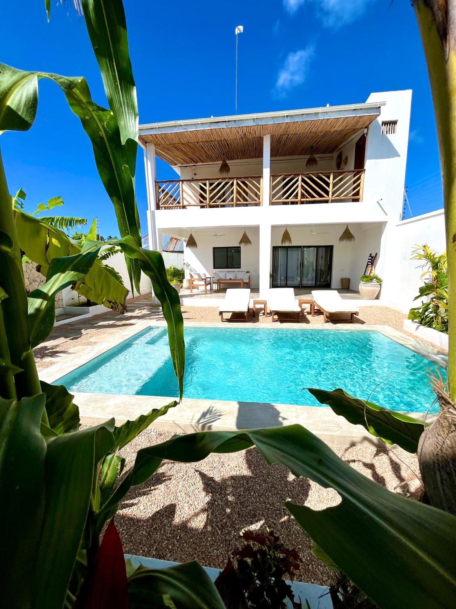Villa Hinolu - Private Pool - Jambiani