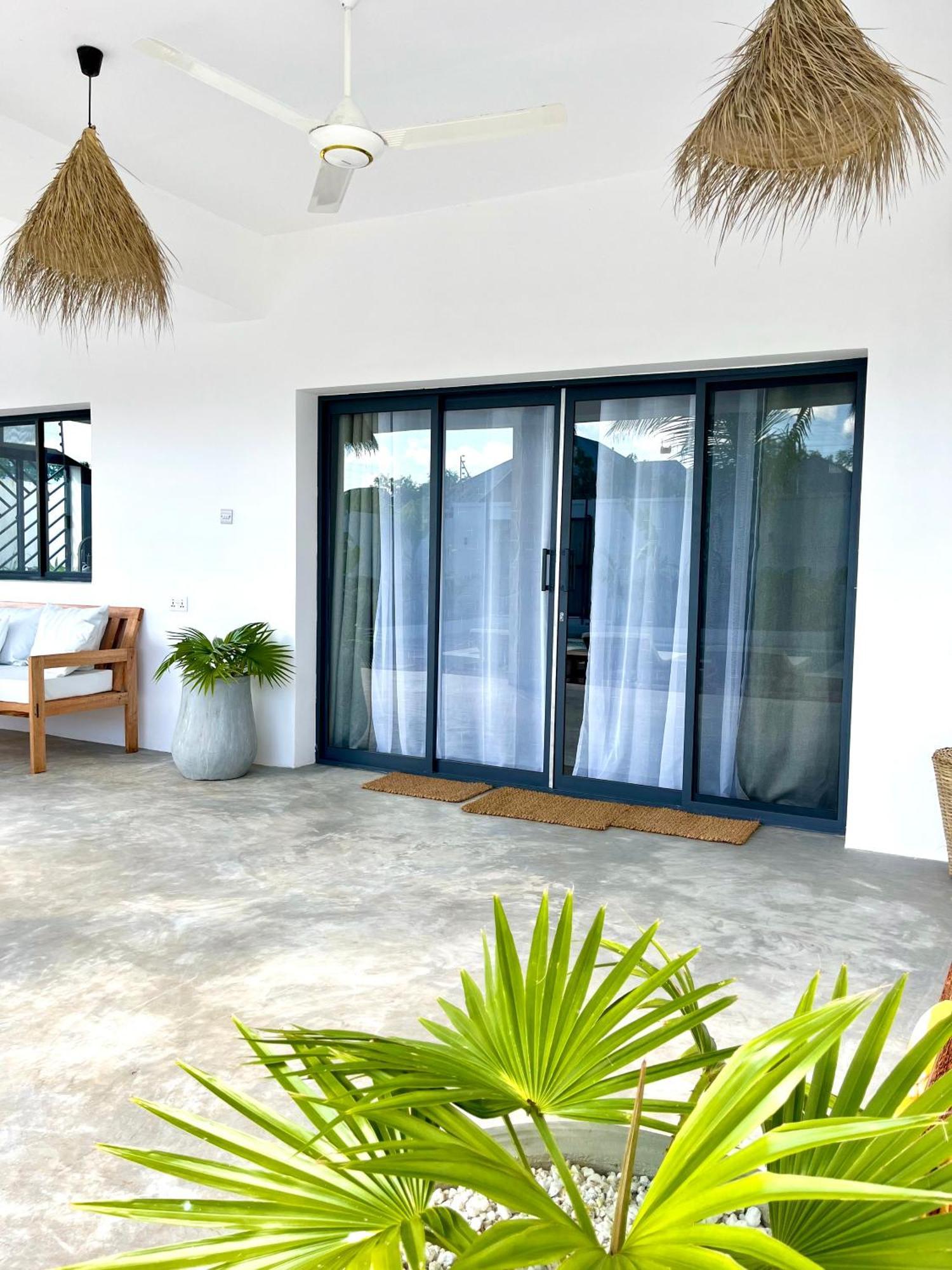 Hinolu - Private Pool - Jambiani Villa Umbuji