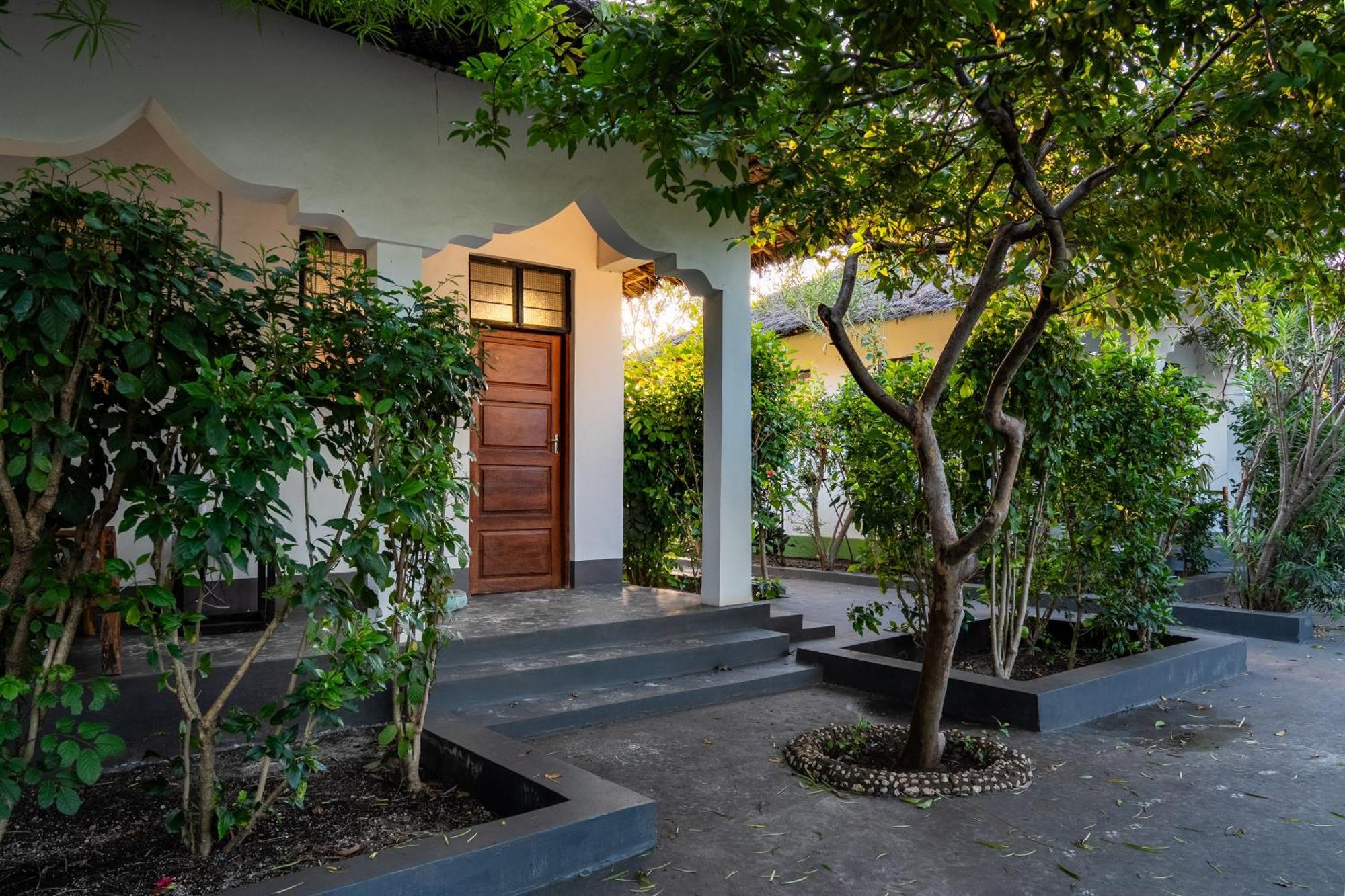 Tribe Bungalows, Bwejuu, Zanzibar