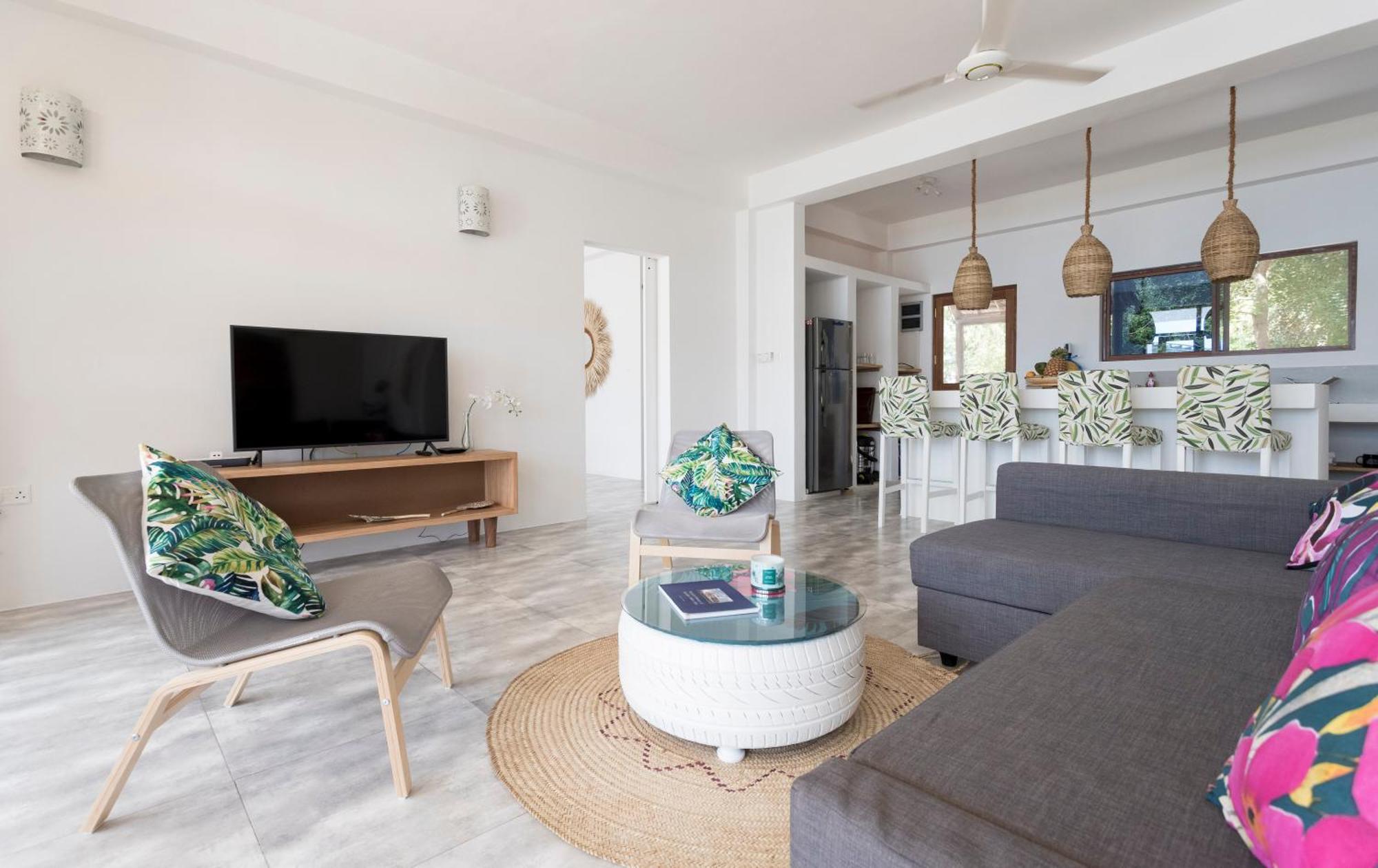 Kasa Kwanza Villa Bweleo