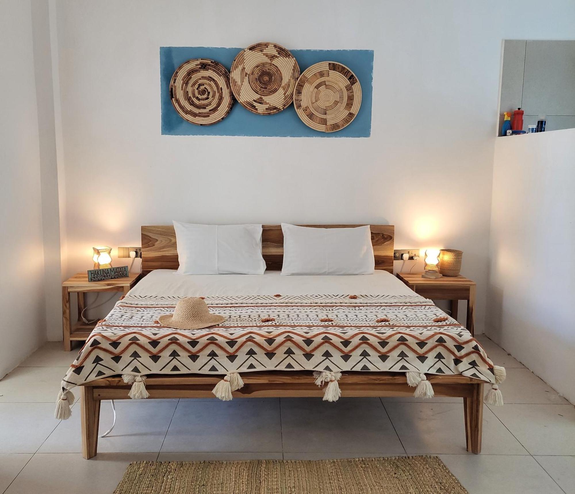 Exquisite Double Storey Luxury Retreat 90m From Zanzibar Ideal Prime Location Tv Wifi Aircon And Private Pool Villa Paje
