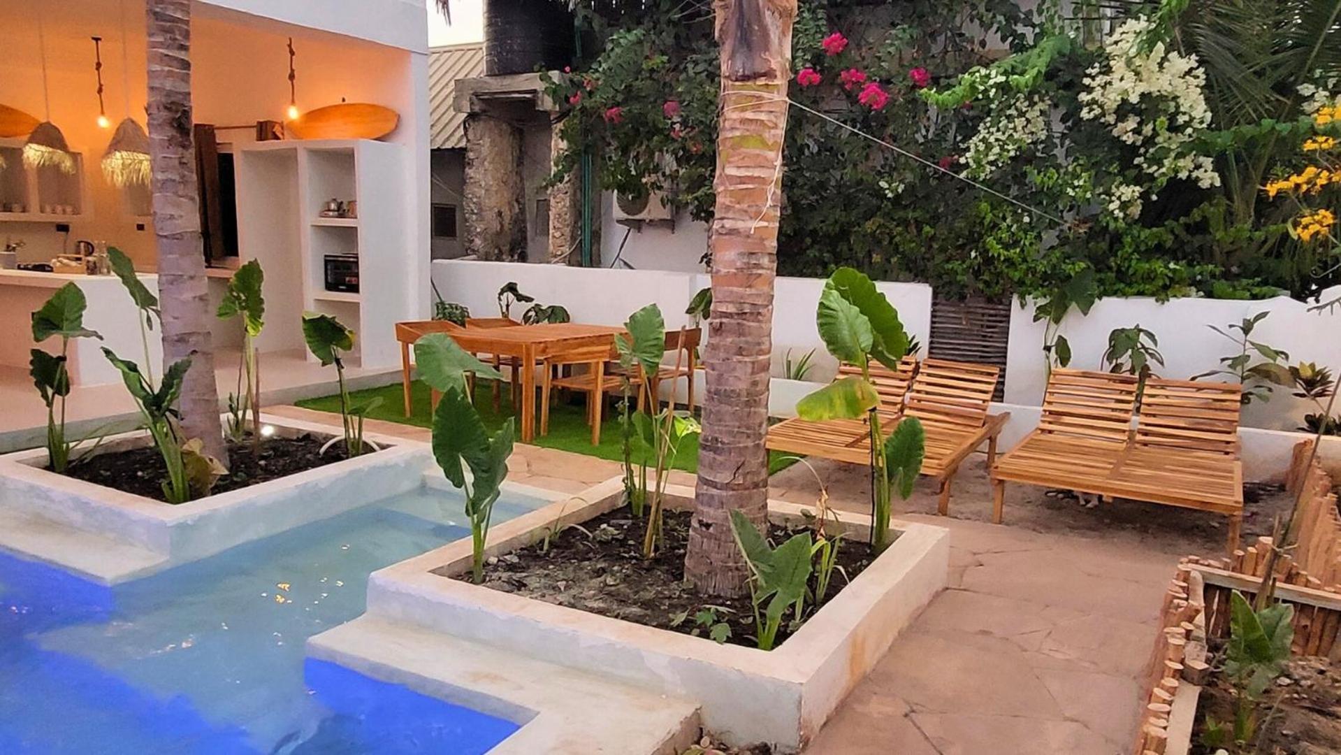 Villa Exquisite Double Storey Luxury Retreat 90m From Zanzibar Ideal Prime Location Tv Wifi Aircon And Private Pool Paje