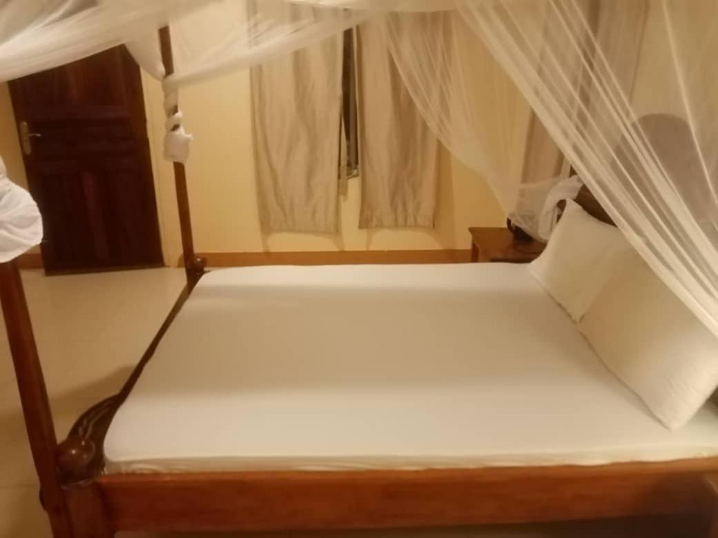 Zanz Bay Hotel