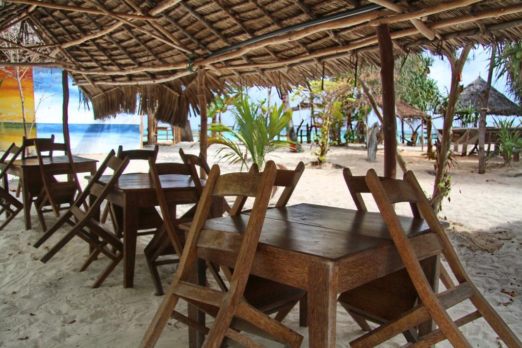 Kajibange Bar And Guest house Zanzibar