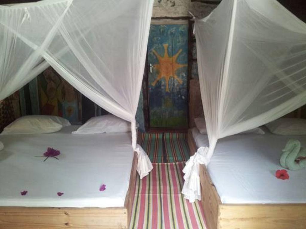Mustapha' S Place Bwejuu