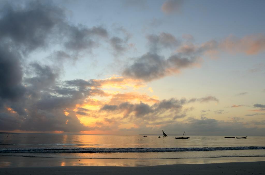 Kaure Sand Beach *