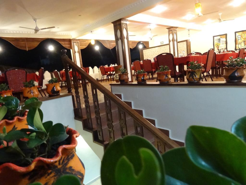 Al-minar Hotel