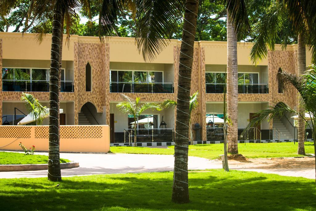 Hotel Mtoni Marine 5*