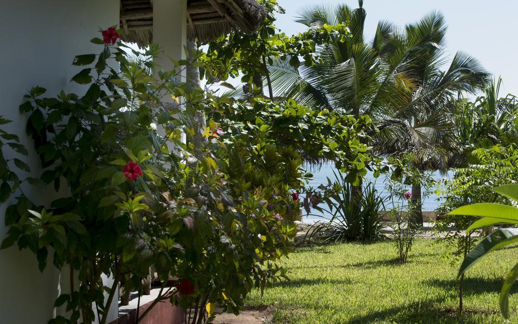 Resort Uroa Bay
