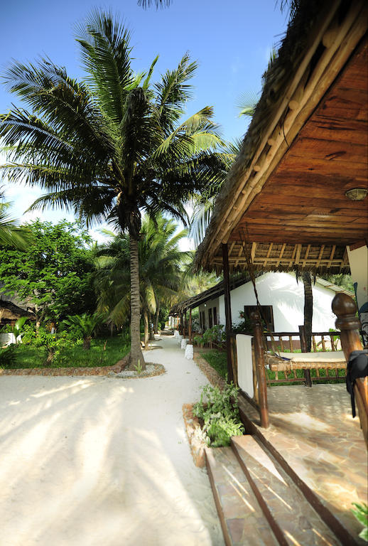 Resort Waikiki Zanzibar 3*
