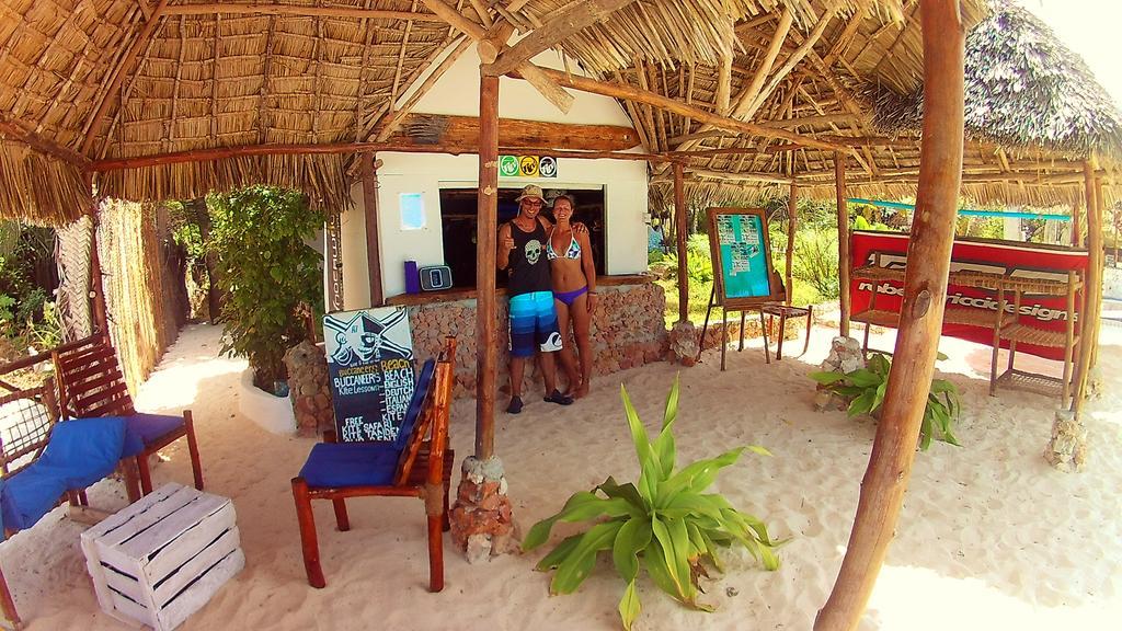 Waikiki Zanzibar Pwani Mchangani