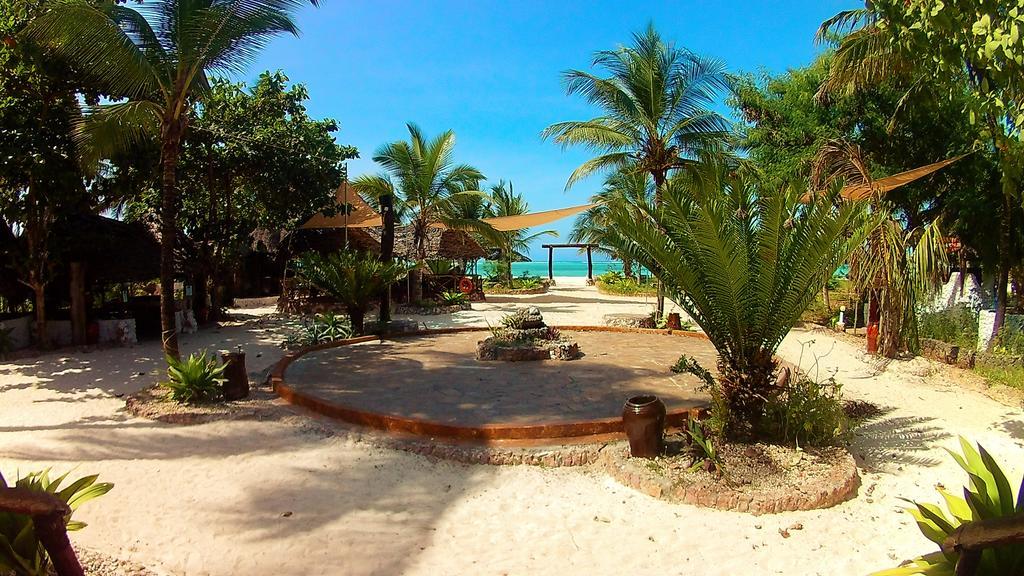 Waikiki Zanzibar Pwani Mchangani