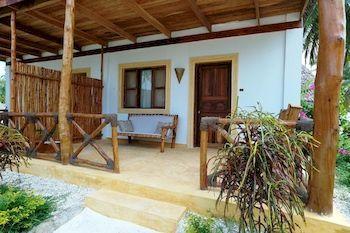 Hotel Bay