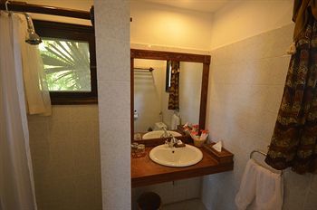 Protea By Marriott Mbweni Ruins Hotel