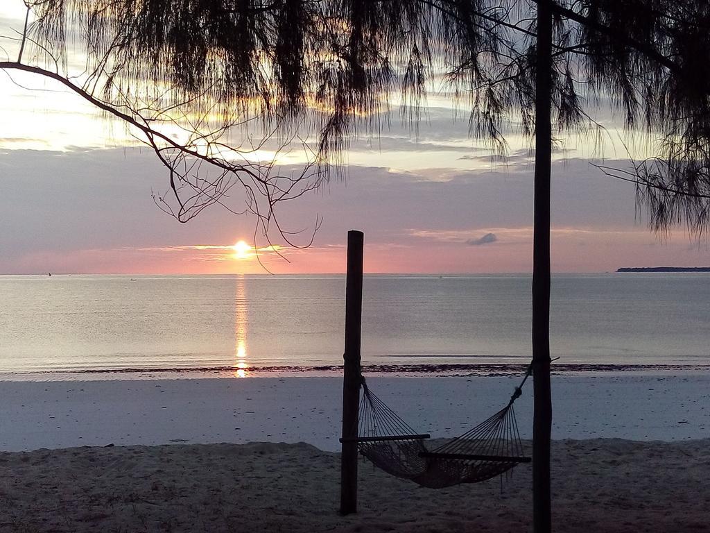 Mermaids Cove Beach & Spa Uroa