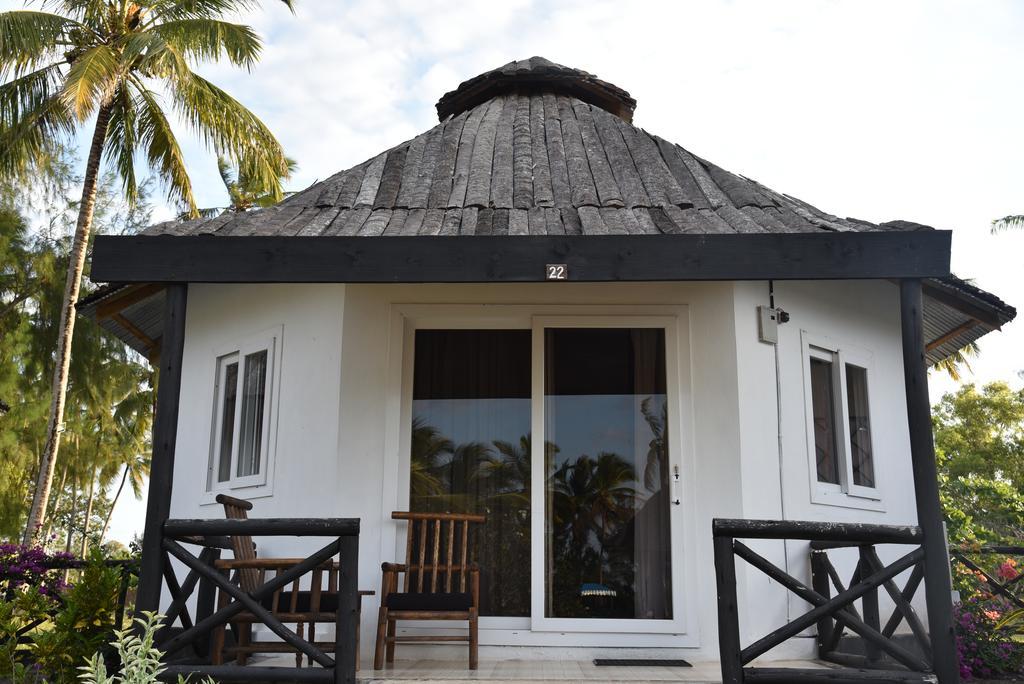 Mermaids Cove Beach & Spa Uroa