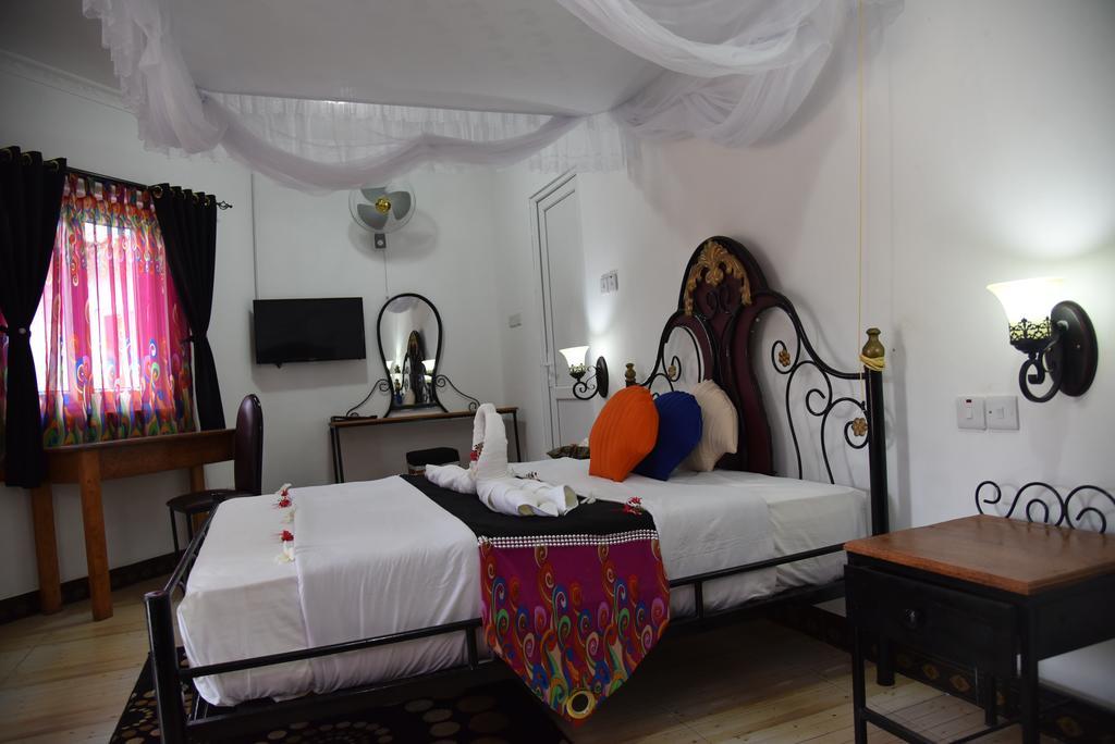 Mermaids Cove Beach & Spa Hotel