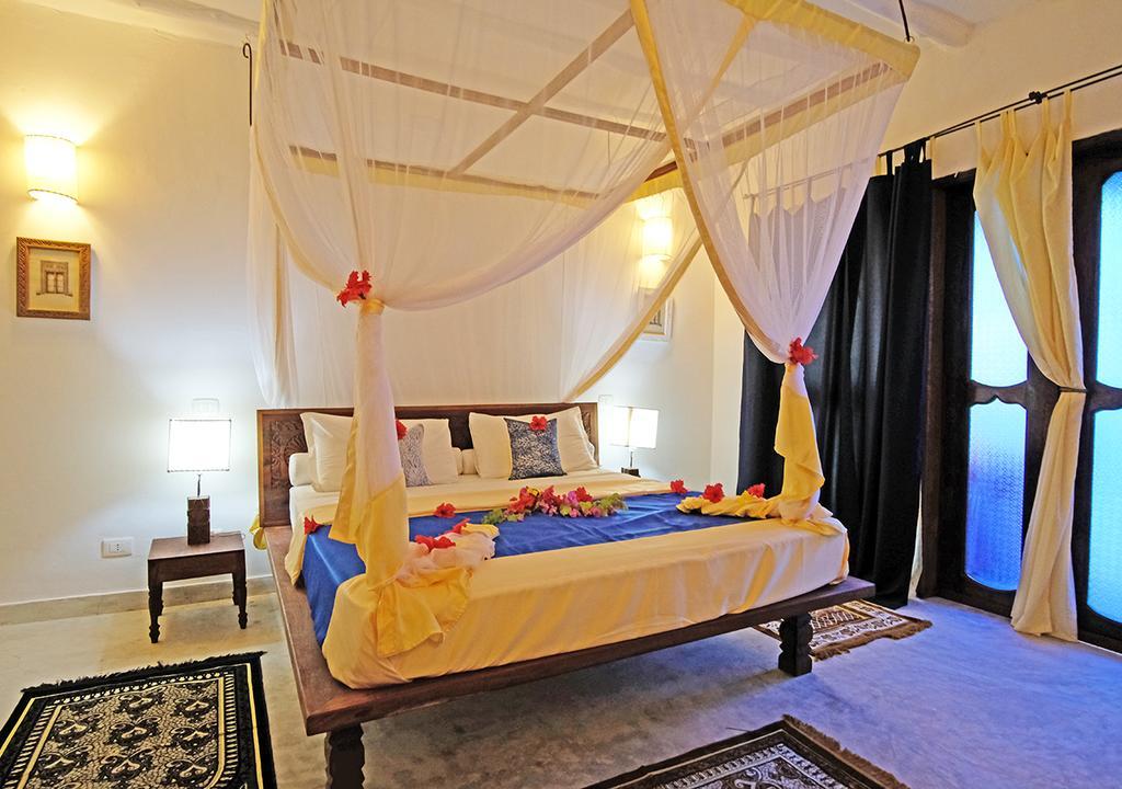 Hotel Bay