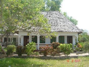 Nungwi Inn Beach Cottages Inn