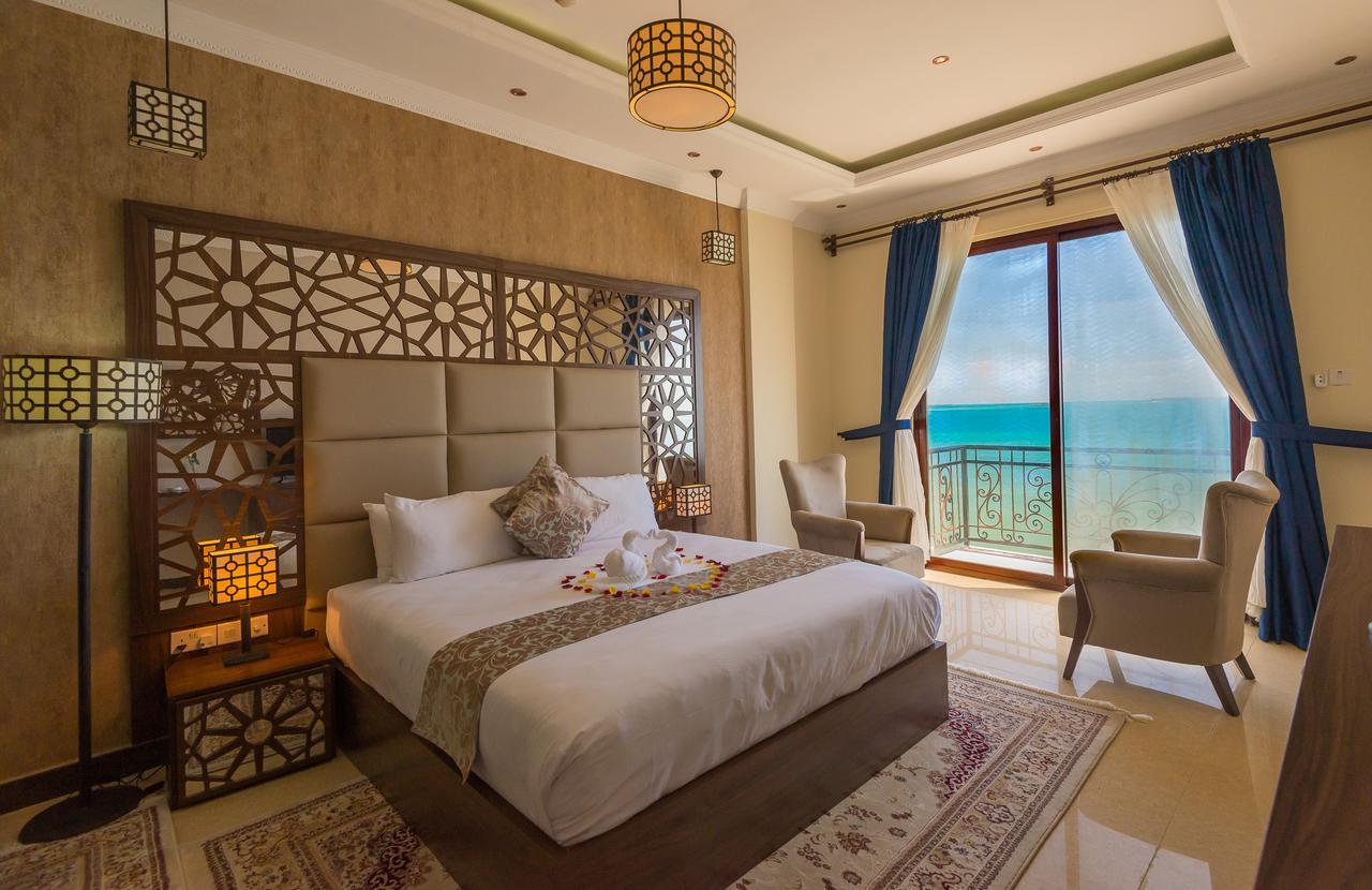 Golden Tulip Hotel