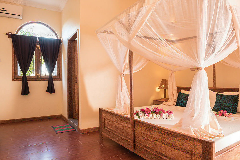 Zan View Hotel 3*
