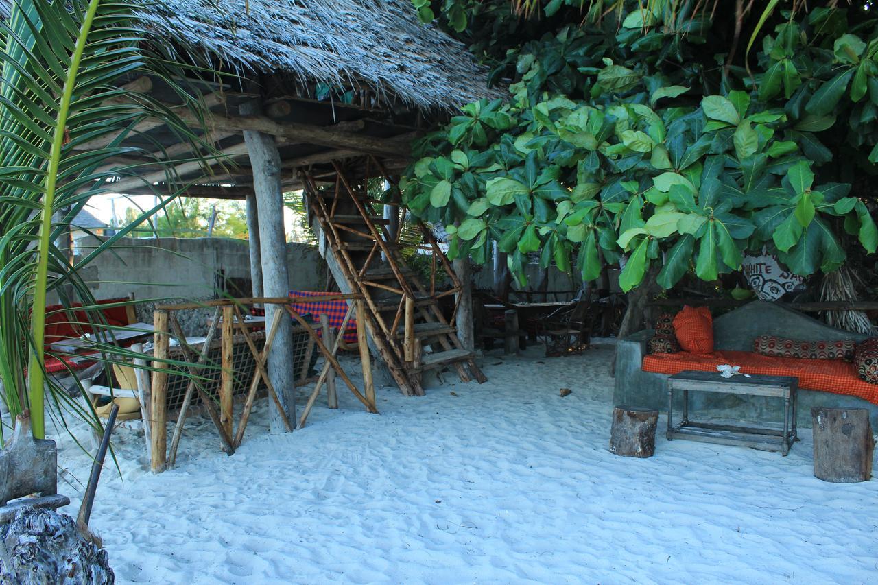 Guest house Nyamkwi White Sands