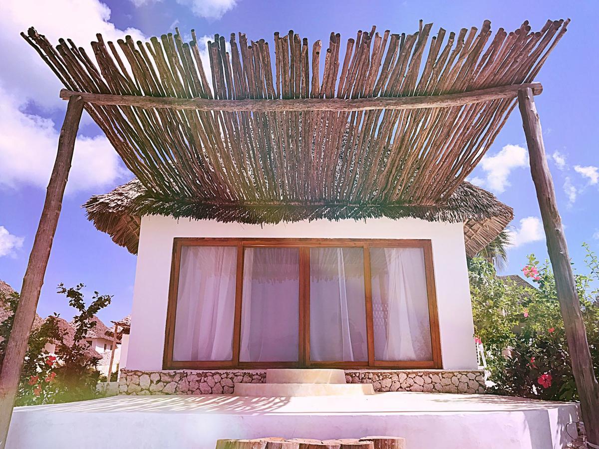 Zanbluu Kiwengwa (Zanzibar)