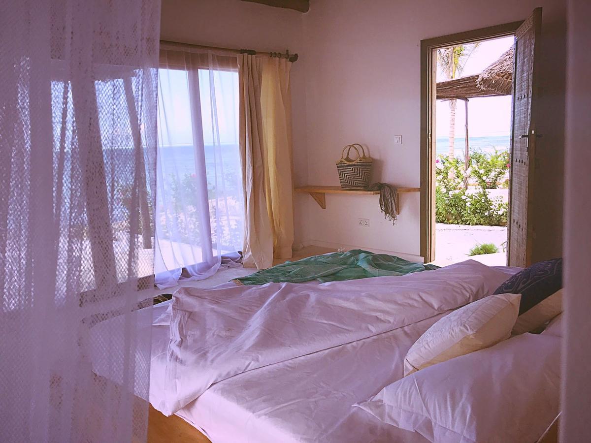 Zanbluu Lodge