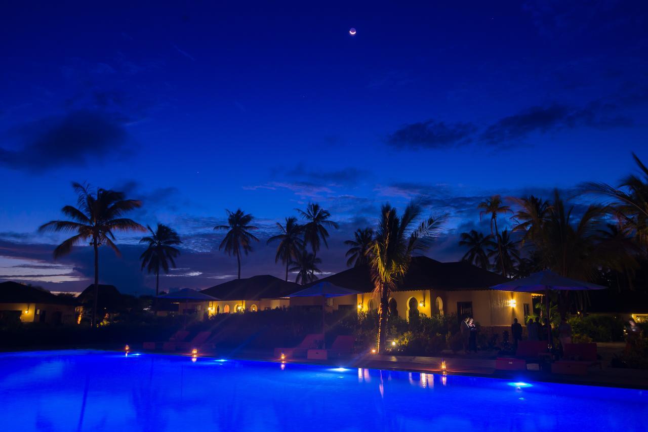 Hotel The Sands 4*
