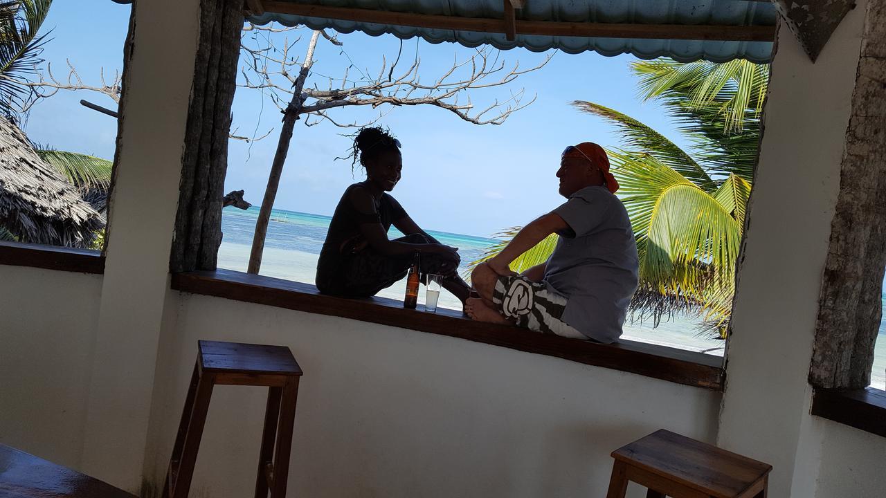 Mina Beachhouse 2*