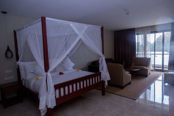 Ngalawa & Hotel Bububu