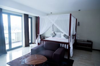 Hotel Ngalawa & 4*