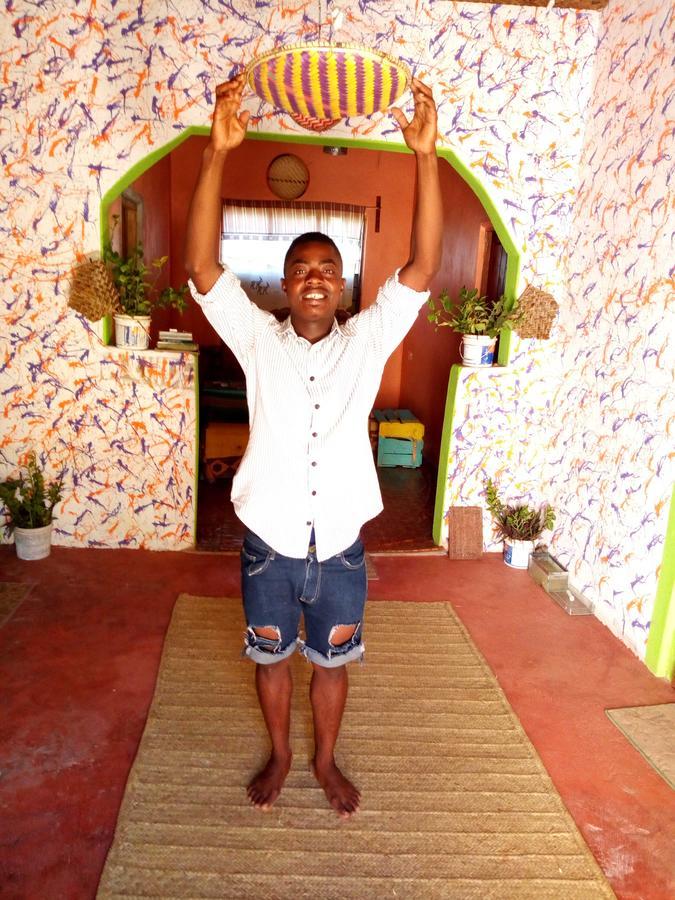 Mau'splace - Authentic Afrikan House