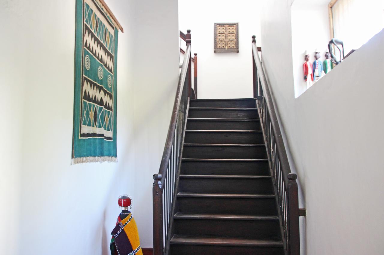 Bed & Breakfast Hiliki House