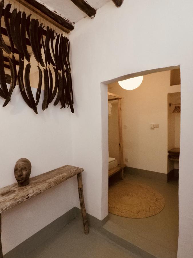 Mama Root Guest house 2*
