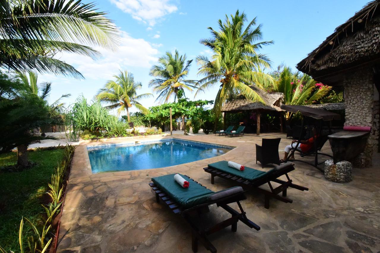Tamani Villa *