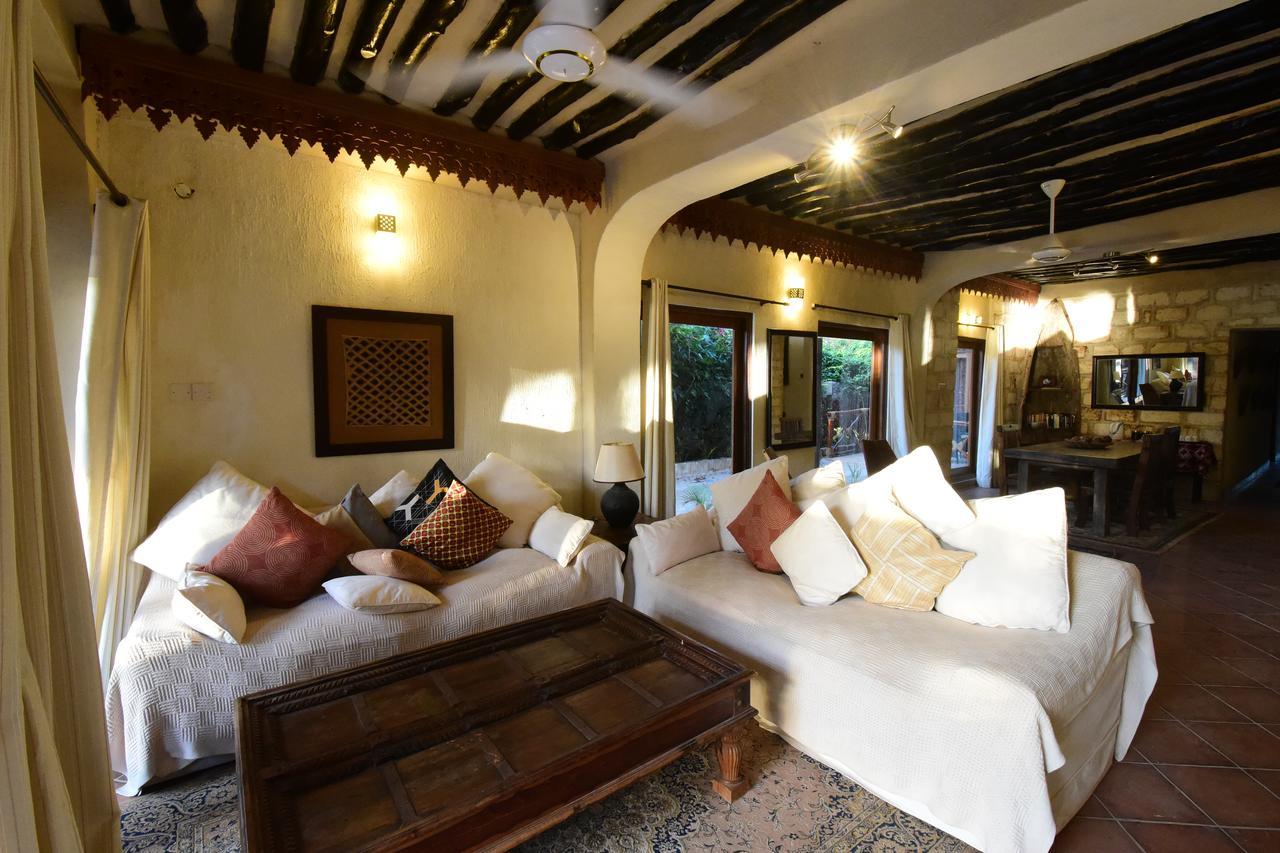 Tamani Villa *