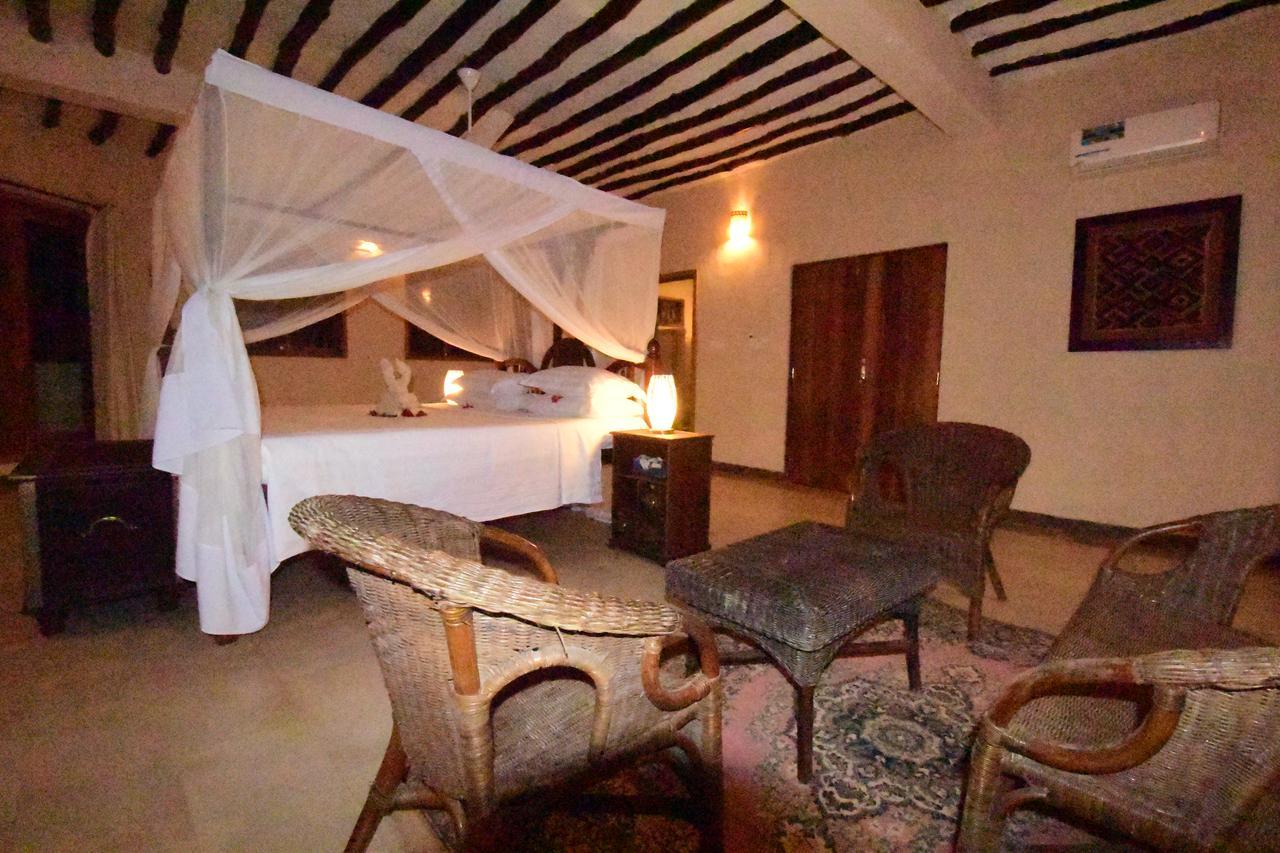 Tamani Villa *