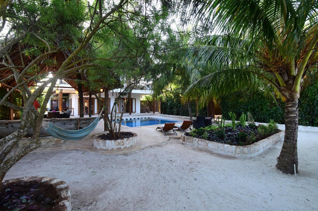 Tamani Villa *