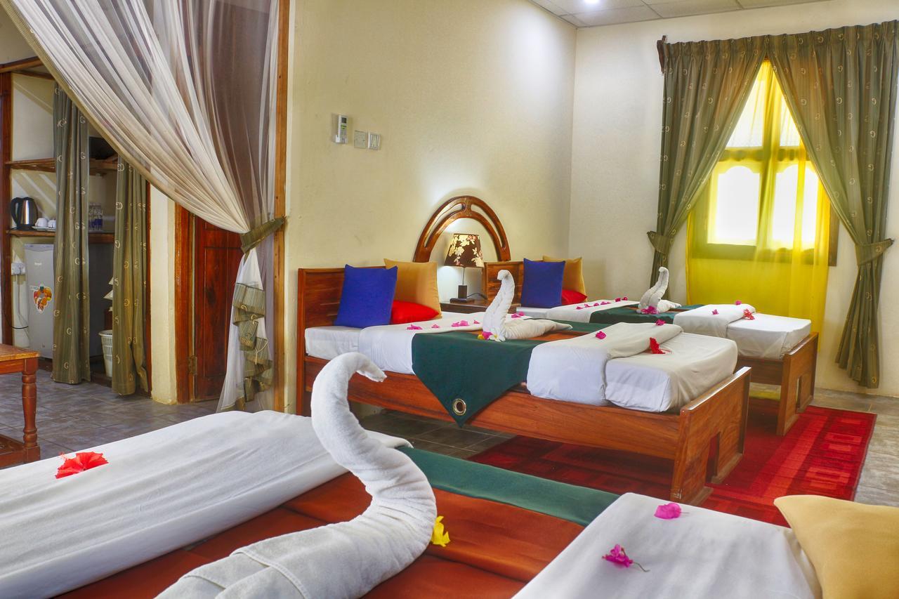 Mermaids Cove Beach & Spa Hotel 4*