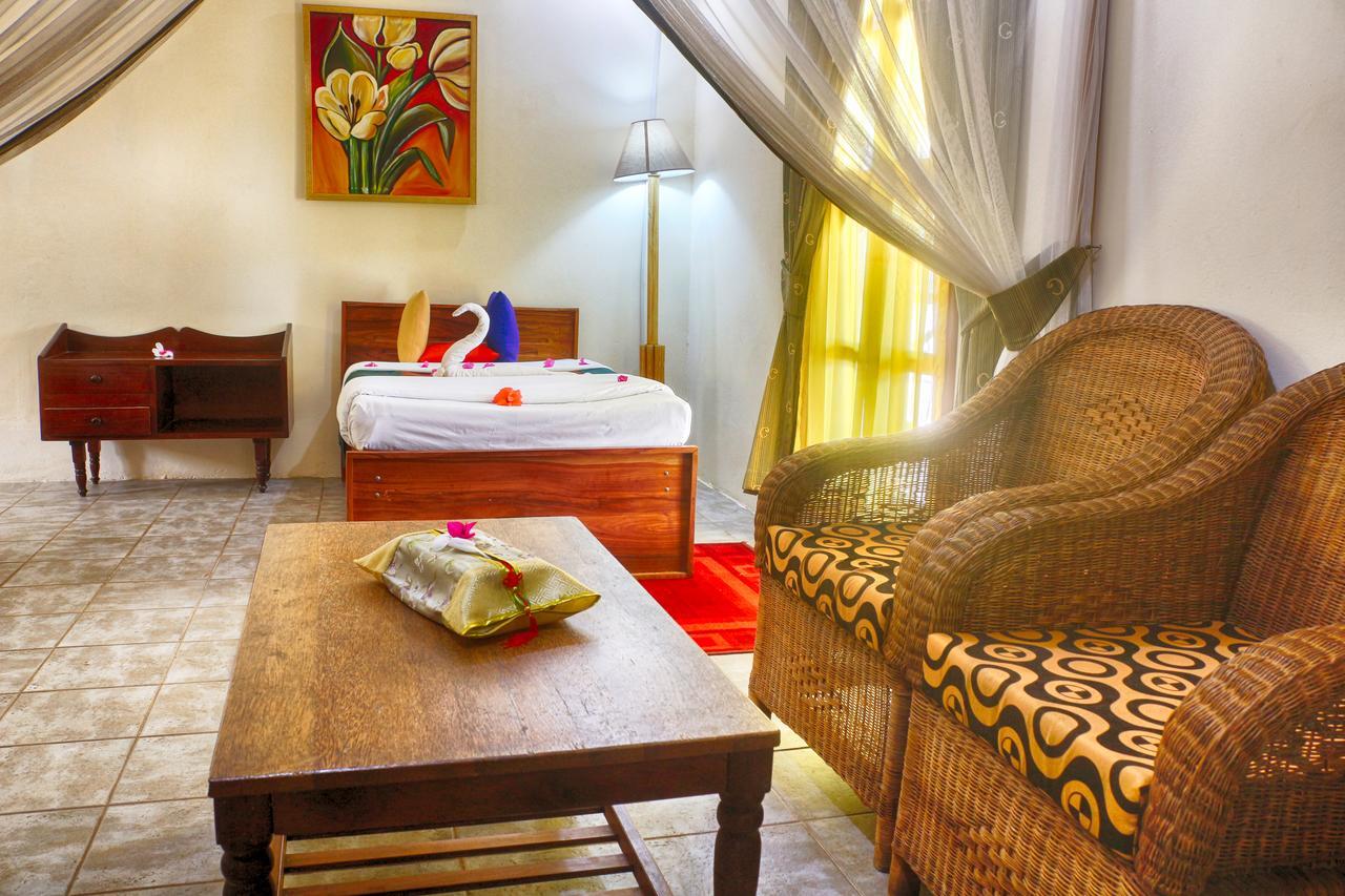 Mermaids Cove Beach & Spa 4* Uroa