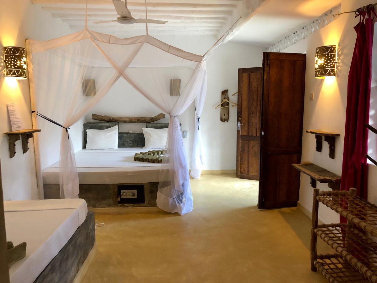 Zanzistar Lodge 3*
